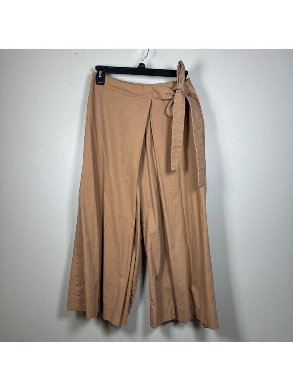 Banana Republic Camel Wide Leg Pants size 2
